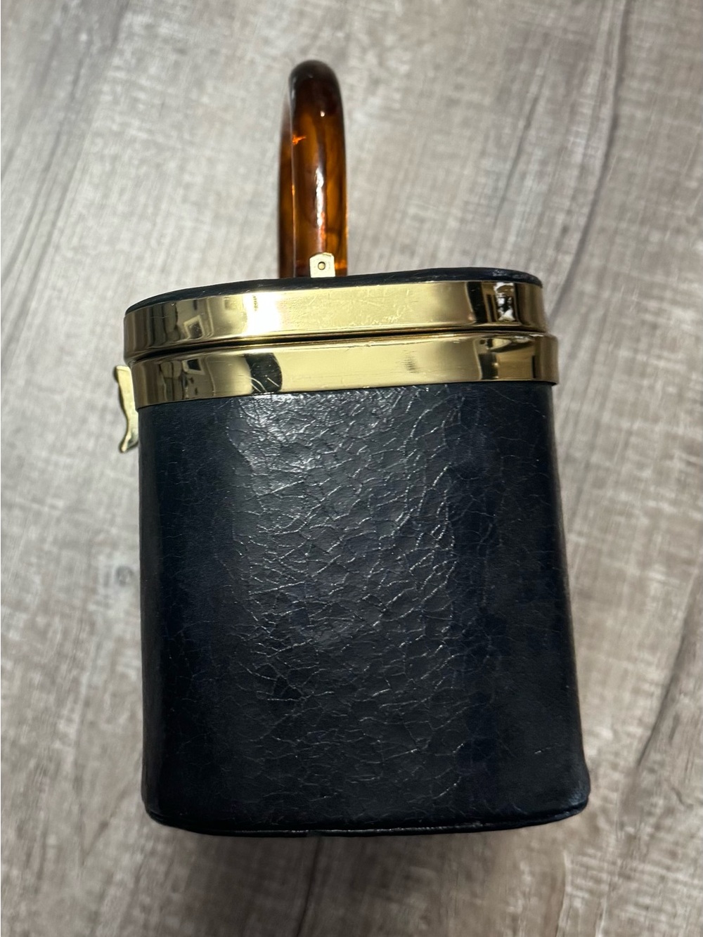 Vintage Black Train Case with Tortoiseshell Handle and Gold Trim - Picture 3 of 6